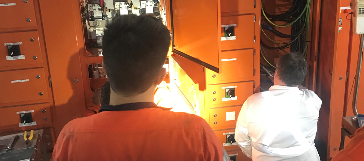 Commercial Electrician Payneham, Domestic Electrician Greenwith, Electrical Contractor Mitcham, CCTV Alarm Installation Old Reynella, Phone & Data Cabling Adelaide